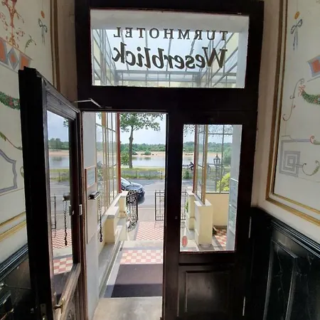 Turmhotel Weserblick Affittacamere 3*