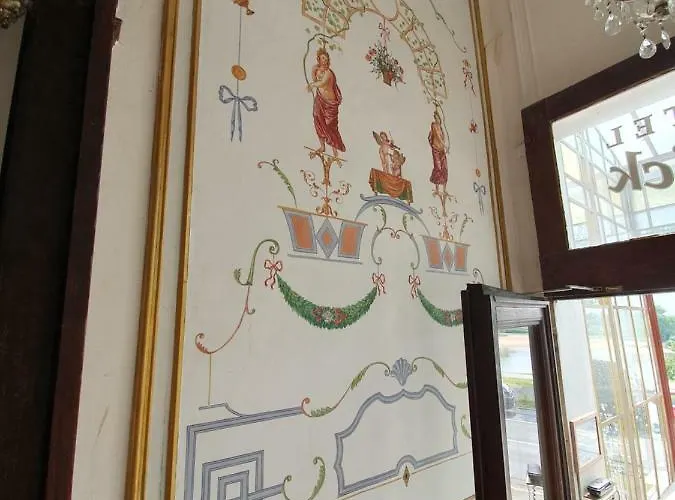 ゲストハウス Turmhotel Weserblick